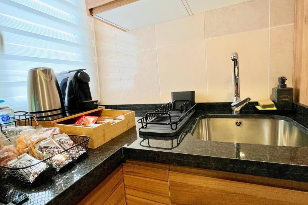 Apartamento Kenza Kordoba Bagian luar foto