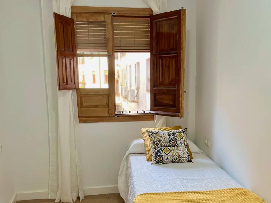 Apartamento Kenza Kordoba Bagian luar foto